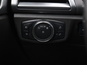 Ford Mondeo V Kombi 2.0 TDCi 180KM 2018 Ford Mondeo 2.0 TDCI, 177 KM, Automat, Navi, zdjęcie 17