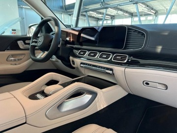 Mercedes GLS X167 SUV Facelifting 3.0 450d 367KM 2025 MERCEDES-BENZ GLS 450 d 4-MATIC AMG Line 3.0 (367KM) 2025, zdjęcie 8