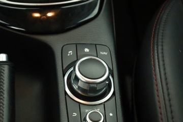 Mazda CX-3 Crossover 2.0 SKY-G 120KM 2015 Mazda CX-3 2.0 Skyactiv-G, Salon Polska, Skóra, zdjęcie 14