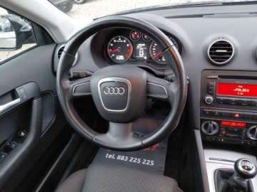 Audi A3 8P Hatchback 3d 1.4 TFSI 125KM 2010 Audi A3 Sportback Lift LED Klimatronik Elektryka Serwis 1.4 Benzyna 125KM, zdjęcie 17