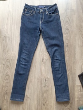 LEVIS-SUPER SPODNIE 27/32 Z16