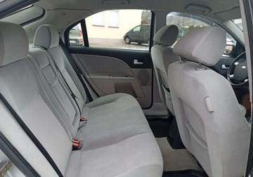 Ford Mondeo III Sedan 2.0 145KM 2001 Ford Mondeo Zarejestrowany - ubezpieczony - benzyna 2.0 Benzyna 145KM, zdjęcie 11