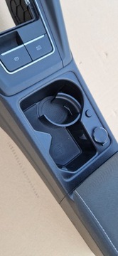 PODŁOKIETNIK TUNEL VW GOLF 8 VIII MATERIAŁ KOMPLETNY JAK NOWY