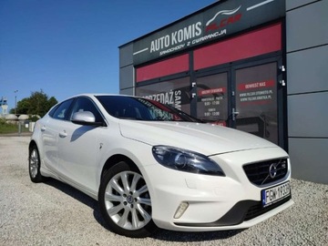 Volvo V40 II Cross Country 2.0 D2 DRIVE-E 120KM 2015