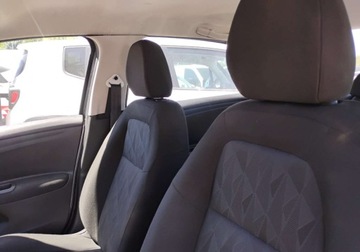 Citroen C-Elysee II 2018 Citroen C-Elysee 2018r, 1.6 Benzyna LPG. Uszkodzony tyl i przod. Jezdzi., zdjęcie 7