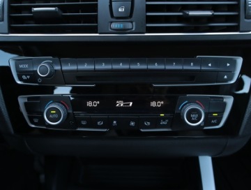 BMW Seria 1 F20-F21 Hatchback 5d Facelifting 2015 118i 136KM 2015 BMW 1 118i, Salon Polska, Serwis ASO, Automat, zdjęcie 12