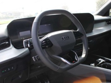 Audi Q3 III Sportback 2.0 40 TFSI 204KM 2026 2.0 TFSI quattro S line Sportback (204 KM) Wyświetlacz head-up, zdjęcie 5