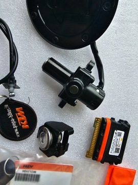 KTM Duke 390 17+ модуль разъема замка зажигания