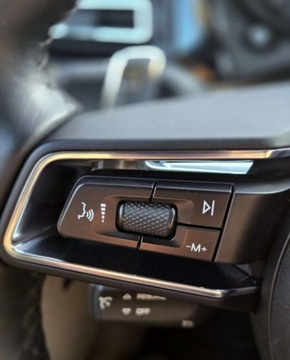 Porsche Macan SUV Facelifting II 2.9 S 380KM 2022 Porsche Macan Perlowykolor Skora Bogata wersja wyposazenia 2.9 Benzyna, zdjęcie 21