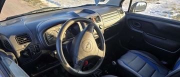 Opel Agila A 1.2 ECOTEC 75KM 2003 Opel Agila Opel Agila 1.2 benzyna 2003r, 5 drzwi wspomaganie kierownicy 1.2, zdjęcie 4