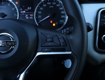 Nissan Micra V 1.0 IG 71KM 2018 Nissan Micra 1.0 IG, Klima, zdjęcie 15