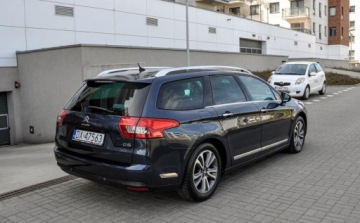 Citroen C5 III Tourer 2.0 BlueHDi 180KM 2015 Citroen C5 2,0HDI (180KM) Automat Lift Skory 2015 r. 2.0 Diesel 180KM, zdjęcie 3