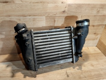 CHLADIČ INTERCOOLER AUDI A4 B7 VW PASSAT B5 2.5 TDI 8E0145806C