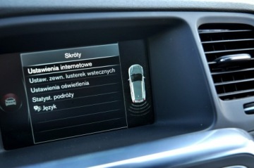 Volvo V60 I Kombi Facelifting 2.0 D3 136KM 2014 Volvo V60 2.0 D3 5-Cylindrów Lift Digital Led, zdjęcie 25