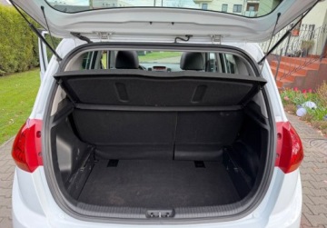 Kia Venga Mikrovan 1.4 DOHC CVVT 90KM 2015 Kia Venga 1.4 90KM Navi Panorama Kamera KEY Bezwypadkowy Dla wymagajacy, zdjęcie 25
