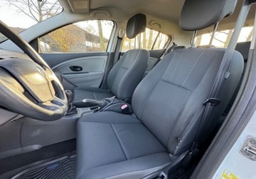 Renault Megane III Hatchback 1.6 16v 100KM 2011 Renault Megane Bezwypadkowy, zadbany, niski przebieg 1.6 Benzyna 100KM, zdjęcie 8