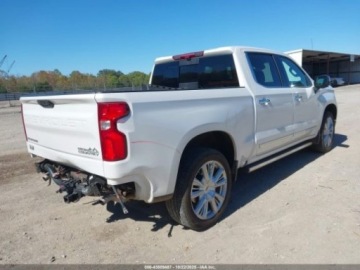 Chevrolet Silverado II 2023 Chevrolet Silverado 2023r., 4x4, 6.2L 6.2 Benzyna 420KM, zdjęcie 3