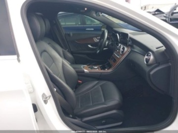 Mercedes Klasa C W205 2019 Mercedes-Benz Klasa C 2019 MERCEDES-BENZ C 300 2.0 Benzyna 255KM, zdjęcie 13