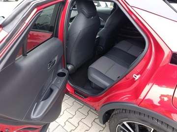 Toyota C-HR II SUV 2.0 Hybrid Dynamic Force 197KM 2024 Toyota C-HR 2.0 Hybrid Executive 2.0 Hybrid Dynami, zdjęcie 16