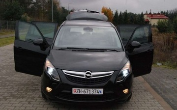 Opel Zafira C Tourer 1.4 Turbo ECOTEC 140KM 2016 Opel Zafira 1.4B 140Ps Klimatronik Navi Parktronik Alu17 Kamera 7 foteli Z, zdjęcie 34