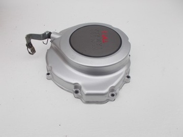 Чехол закрывает правый Yamaha TDM 850 4TX.