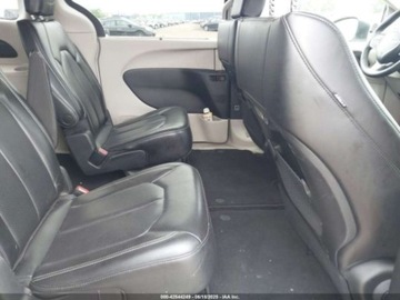 Chrysler Pacifica II 2023 Chrysler Pacifica 2023r., TOURING L, od ubezpieczalni 3.6 Benzyna 287KM, zdjęcie 10