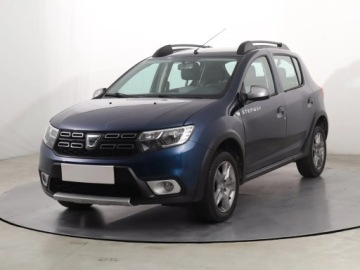 Dacia Logan II Sedan Facelifting 0.9 TCe 90KM 2017 Dacia Sandero 0.9 TCe, Klima, zdjęcie 1