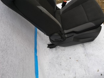 FORD B MAX SEDADLO SEDAČKA SPOLUJEZDCE PRAVÉ AIR NÁDRŽ