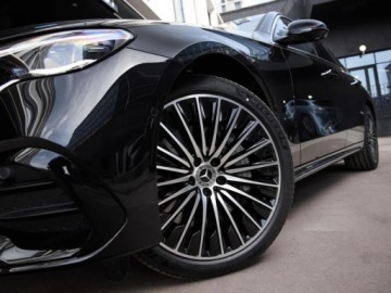 Mercedes Klasa E W214 Sedan 2.0 220d 197KM 2025 E Klasa 220 d 4-Matic AMG 2.0 197KM 2025, zdjęcie 5