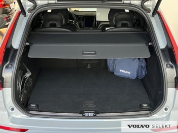 Volvo XC60 II Crossover Plug-In Facelifting 2.0 T6 350KM 2025 Volvo XC 60 FV23% SalonPL T6 Plug-In Plus Dark Ful, zdjęcie 18