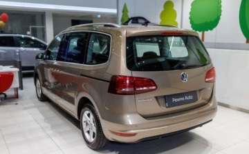 Volkswagen Sharan II Van Facelifting 2.0 TSI 220KM 2016 Volkswagen Sharan 2.0 TSI BMT Highline DSG 2.0 Benzyna 220KM, zdjęcie 4