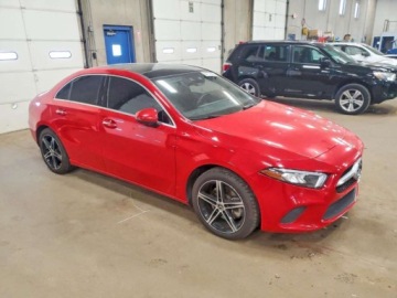 Mercedes Klasa A W177/V177 2019 Mercedes-Benz Klasa A 220, 2019r., 4x4, 2.0L 2.0 Benzyna 188KM, zdjęcie 1