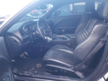 Dodge Challenger III 2016 Dodge Challenger SRT 392 2016 6.4l 6.4 Benzyna 485KM, zdjęcie 7