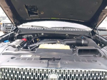 Lincoln Navigator III 2019 Lincoln Navigator Black Label 2019 3.5l 3.5 Benzyna 450KM, zdjęcie 5