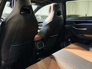 BYD Seal U DM-i 218KM 2025 DM-i Boost Suv 1.5 (214KM) 2025, zdjęcie 17