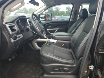 Nissan Titan 2019 Nissan Titan xd sl, 2019r., 4x4, 5.0L 5.0 Diesel 310KM, zdjęcie 7