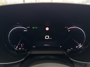 Alfa Romeo Giulia II Sedan Facelifting 2023 2.0 GME Turbo 280KM 2024 Alfa Romeo Giulia Q4 Veloce / Harman/kardon / Szyb, zdjęcie 15