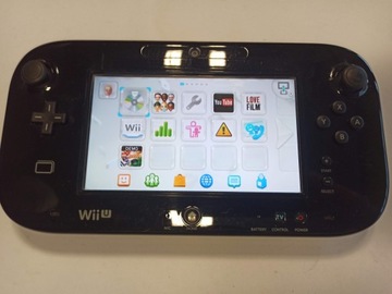 МЕГА НАБОР NINTENDO WII U CONSOLE 32 ГБ + 4 ИГРЫ