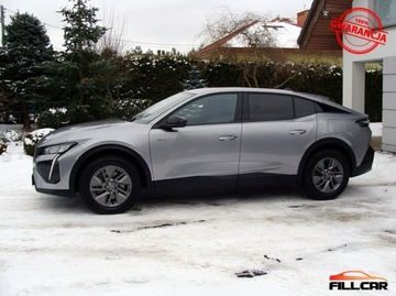 Peugeot 408 Crossover Plug-In 1.6 Plug-In Hybrid 225KM 2023 Peugeot 408 Peugeot 408 1.6 PureTech Hybrid PHEV Allure EAT8 Kamera 1.6, zdjęcie 8