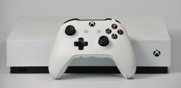 XBOX ONE S ALL DIGITAL 1 ТБ/1000 ГБ + PAD + 3xИГРЫ