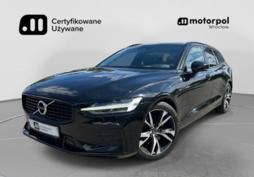 Volvo V60 II  2022 Volvo V60 Plus Dark, Tempomat, Kamera, GPS, Podgrzewane fotele i kierownic
