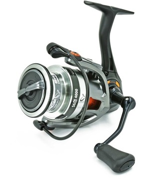 KOŁOWROTEK SAVAGE GEAR SG6 4000H FD 8+1BB