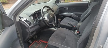 Mitsubishi Outlander II 2010 Mitsubishi Outlander 2.4 MIVEC Instyle , bezwypadk, zdjęcie 12