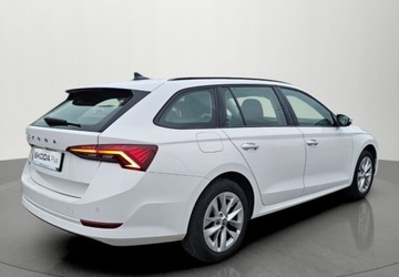 Skoda Octavia IV Kombi 2.0 TDI 115KM 2022 Skoda Octavia I wlasciciel - Salon PL - Kamera - Czujniki - el. Hak - Nowe, zdjęcie 6