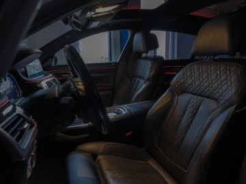 BMW Seria 7 G11-G12 Sedan 750i 450KM 2018 BMW 750LXi M-Pakiet Wentyle Dociąg AMasaż HUD Solar Wydech M 4xKlima Alpine, zdjęcie 25