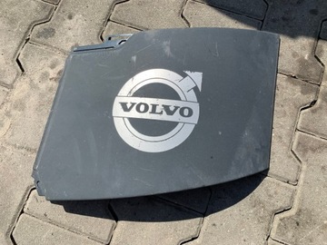 NAROŻNIK LEWY MASKI ATRAPY GRILLA VOLVO FH 4