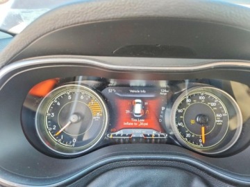 Jeep Cherokee V 2021 Jeep Cherokee Trailhawk 2021 3.2 Benzyna 271KM, zdjęcie 9