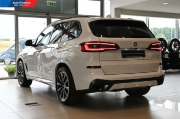 BMW X5 G05 SUV 2.0 25d 231KM 2021 BMW X5 xDrive25dFV23M Pakiet sportowyLED Fog LightAdaptacyjne podwozie M, zdjęcie 17