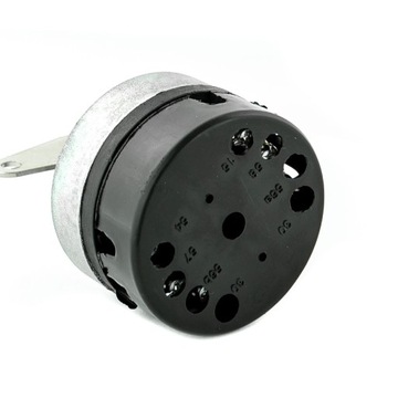 ЗАМОК ЗАЖИГАНИЯ Ursus C-330 C-360