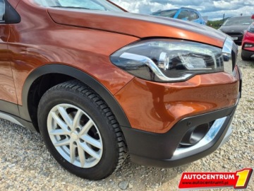 Suzuki SX4 II S-cross Facelifting 1.4 BOOSTERJET 140KM 2019 Suzuki SX4 S-Cross 4X4 Xenon Nawigacja Szklany Dach Kamera Cofania Be, zdjęcie 10